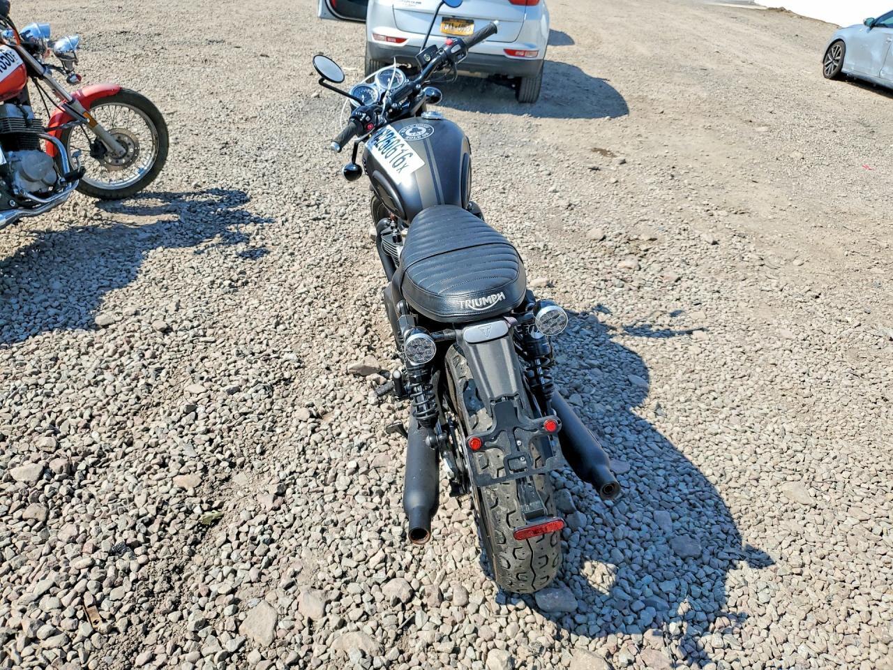 2020 TRIUMPH MOTORCYCLE BONNEVILLE T120 — Фото 4 из 9