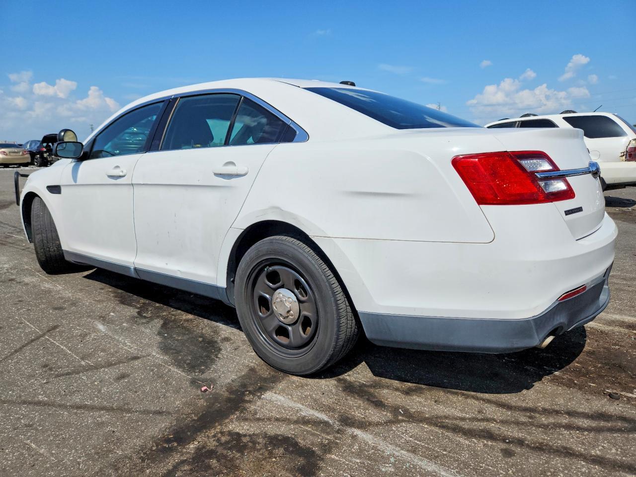 2013 FORD TAURUS POLICE INTERCEPTOR — Фото 2 из 12