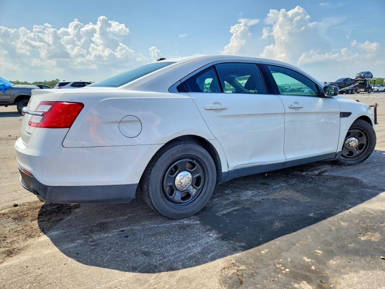 2013 FORD TAURUS POLICE INTERCEPTOR — Фото 3 из 12