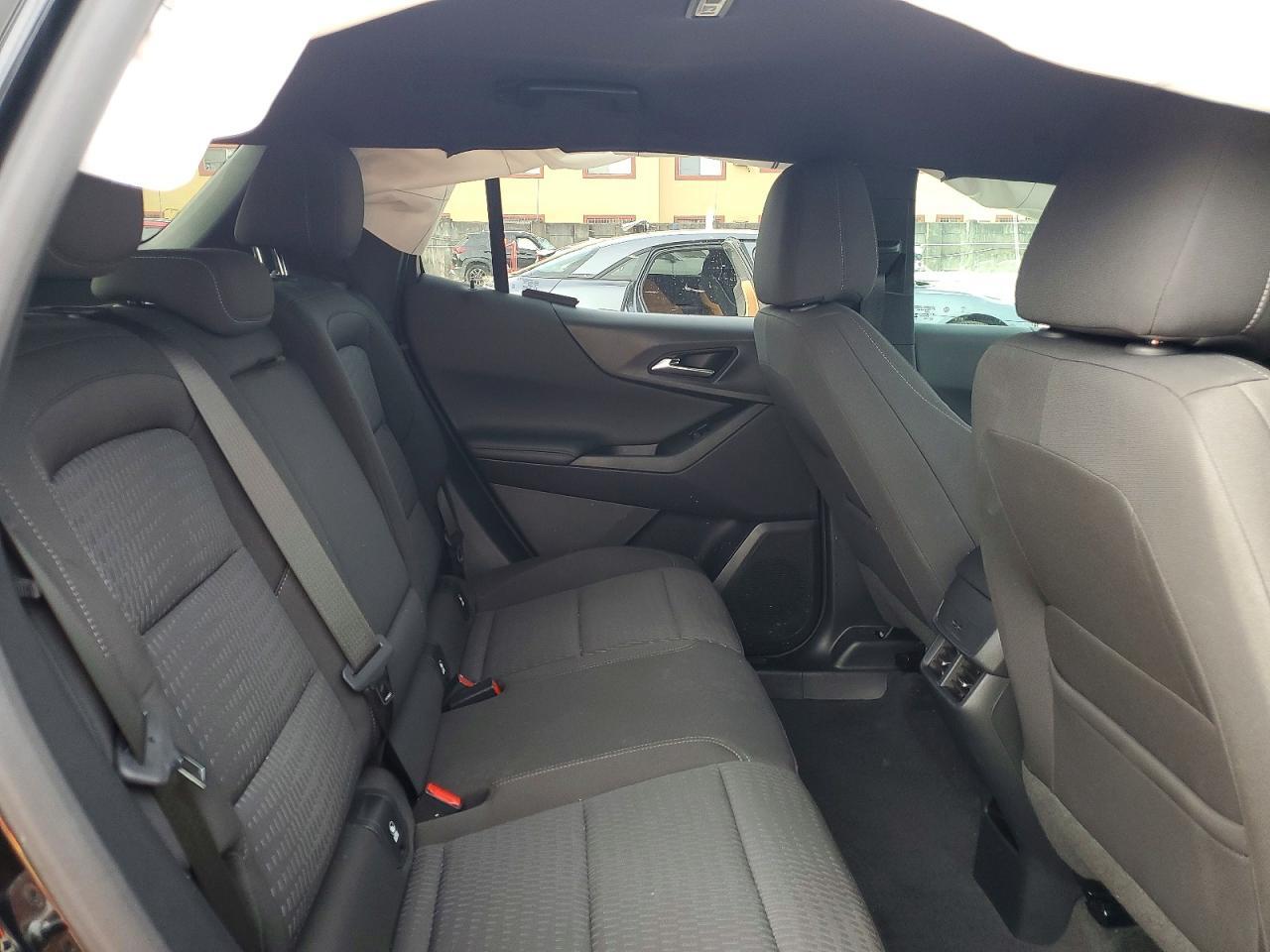 2025 CHEVROLET EQUINOX LT — Фото 10 из 12