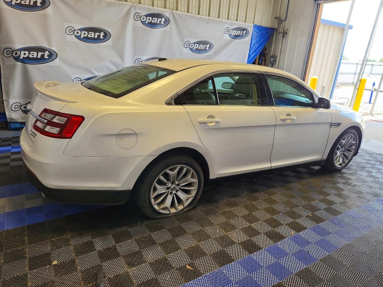 2013 FORD TAURUS LIMITED — Фото 3 из 12