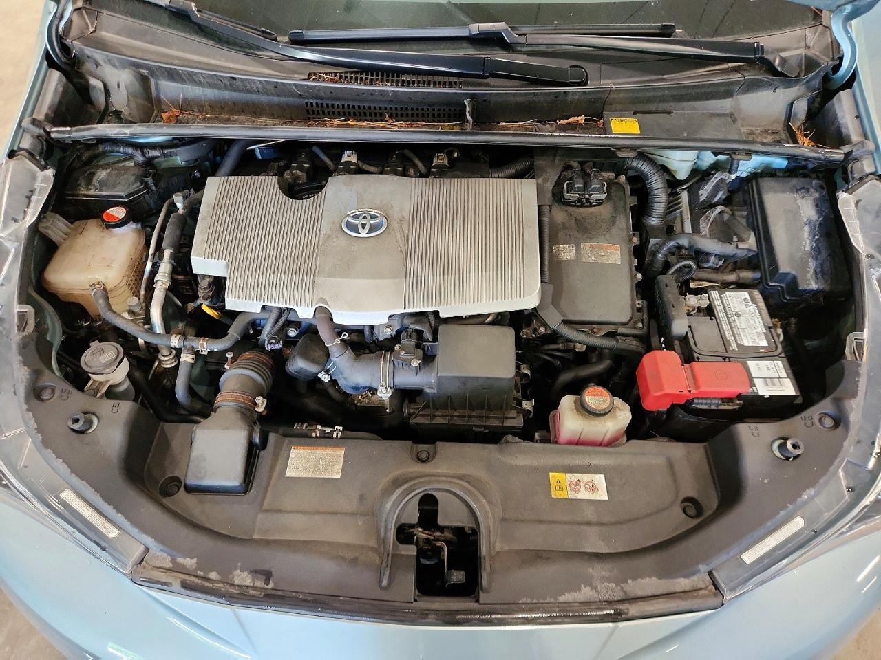 2016 TOYOTA PRIUS TWO — Фото 11 из 12