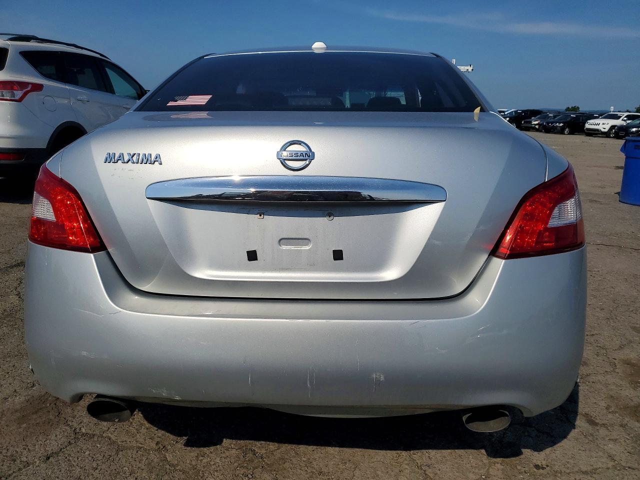 2010 NISSAN MAXIMA 3.5 S — Фото 6 из 12