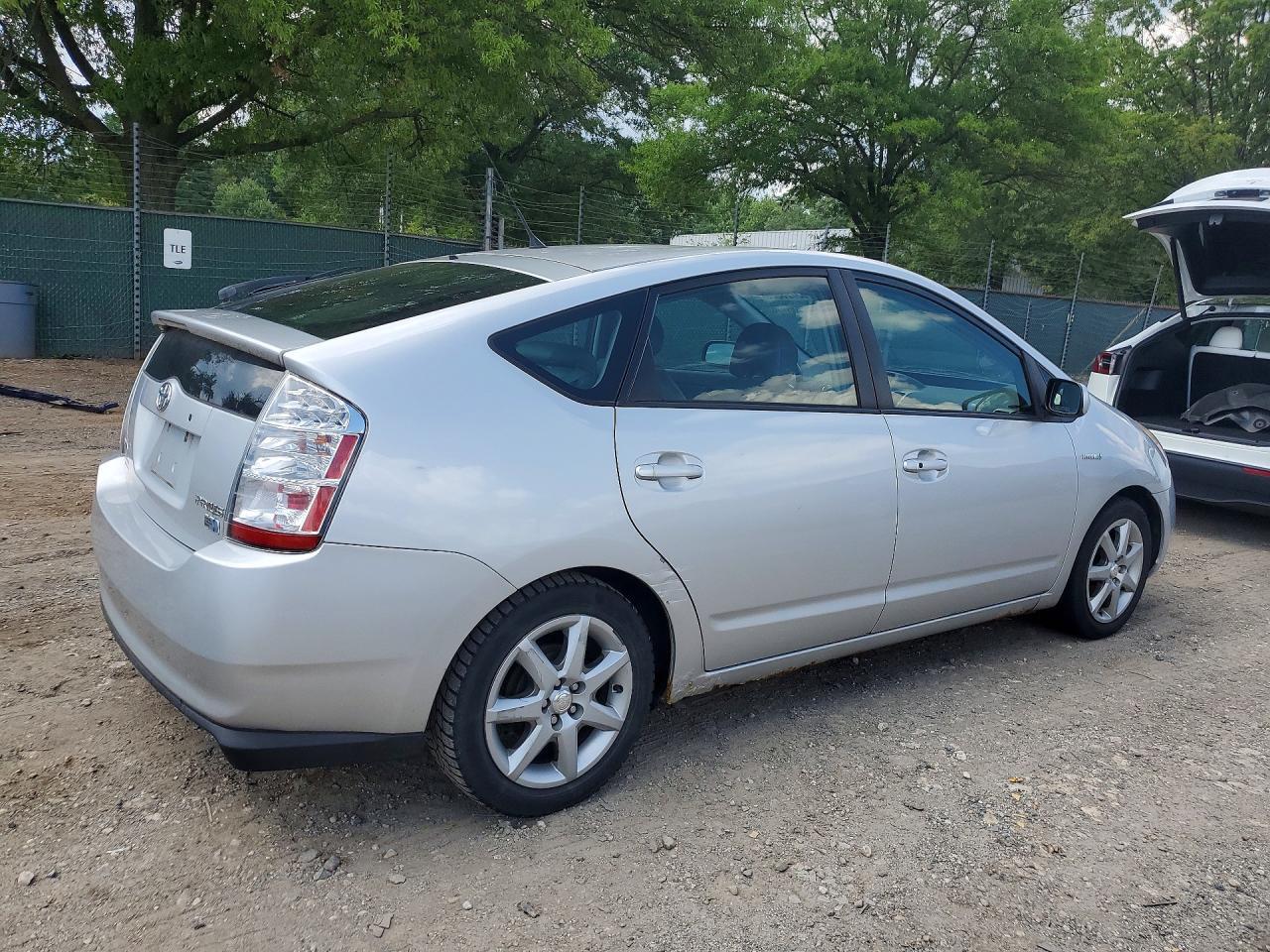 2007 TOYOTA PRIUS BASE — Фото 3 из 12