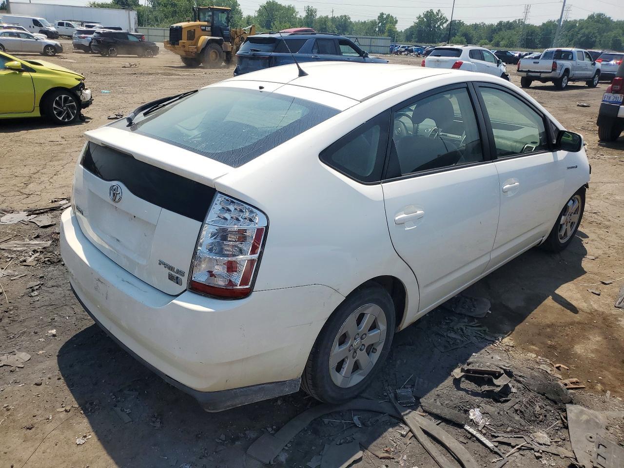 2007 TOYOTA PRIUS BASE — Фото 3 из 12