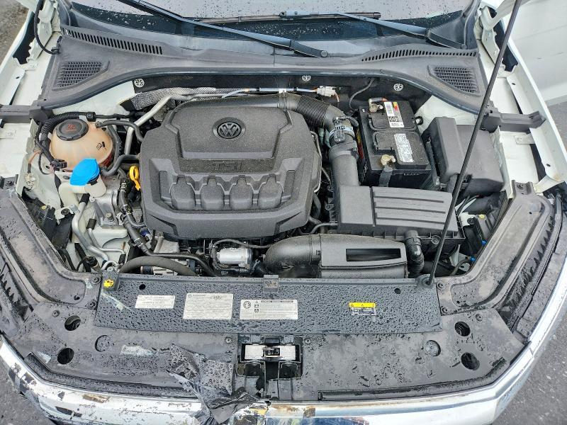 2020 VOLKSWAGEN PASSAT SE — Фото 11 из 12