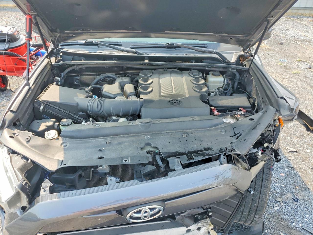 2016 TOYOTA 4RUNNER SR5 — Фото 12 из 13