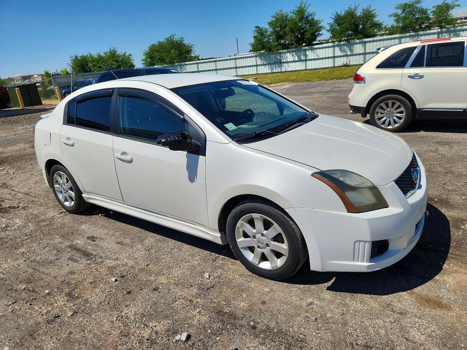 2010 NISSAN SENTRA 2.0 — Фото 4 из 12