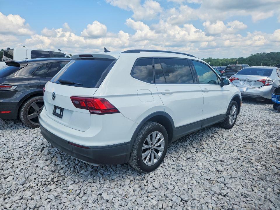2020 VOLKSWAGEN TIGUAN S — Фото 3 из 13