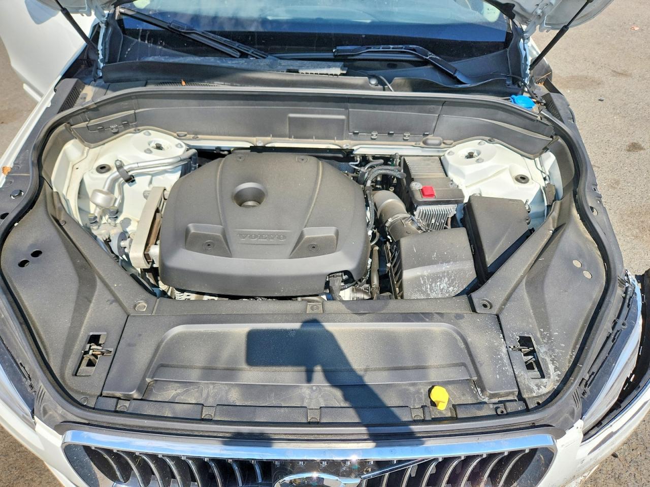 2020 VOLVO XC90 T5 MOMENTUM — Фото 12 из 14