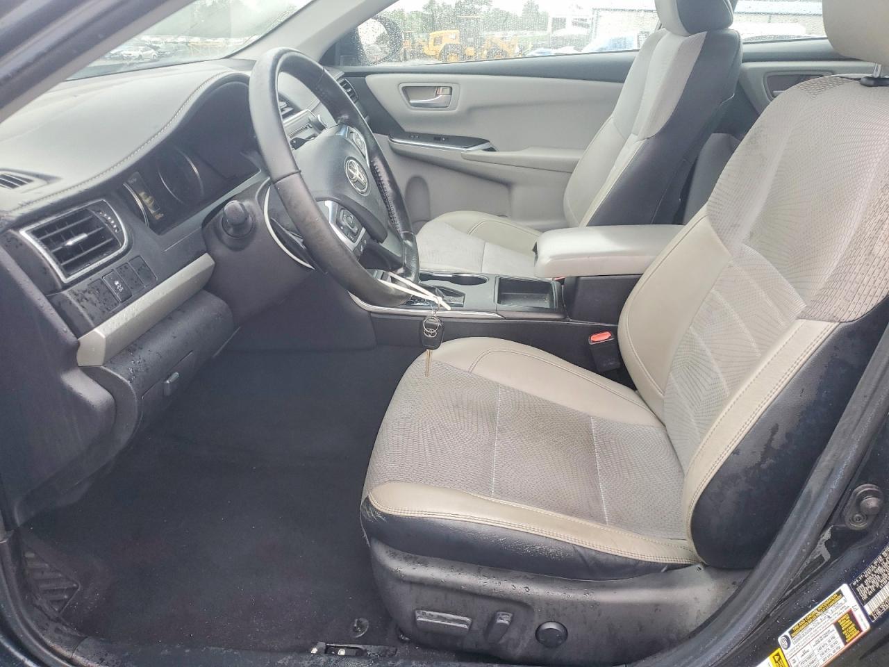 2016 TOYOTA CAMRY SE — Фото 7 из 13