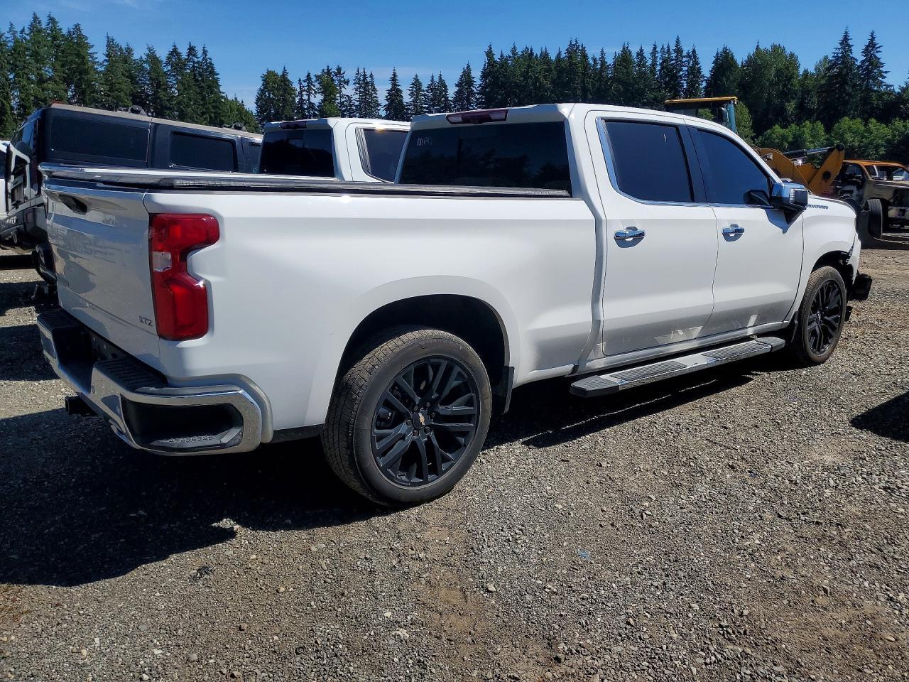 2025 CHEVROLET SILVERADO K1500 LTZ — Фото 3 из 12