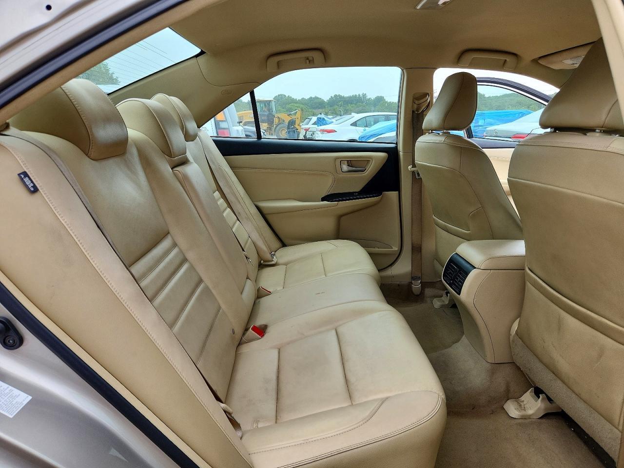 2016 TOYOTA CAMRY XLE — Фото 10 из 13