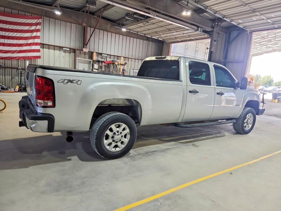 2013 GMC SIERRA 3500HD — Фото 3 из 12