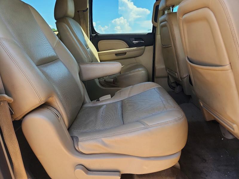 2013 GMC YUKON XL DENALI — Фото 11 из 13