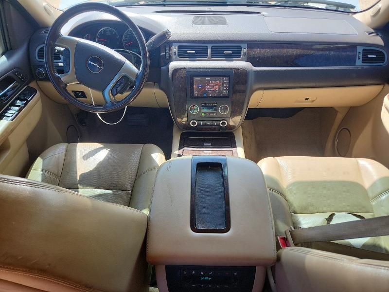 2013 GMC YUKON XL DENALI — Фото 8 из 13