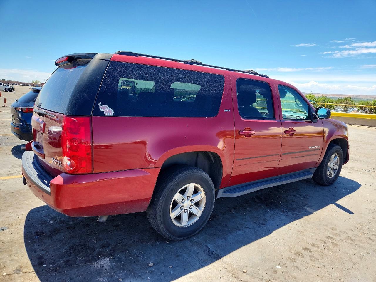2013 GMC YUKON XL K1500 SLT — Фото 3 из 13