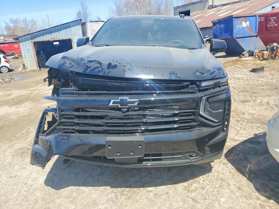 2025 CHEVROLET SUBURBAN K1500 RST — Фото 5 из 13