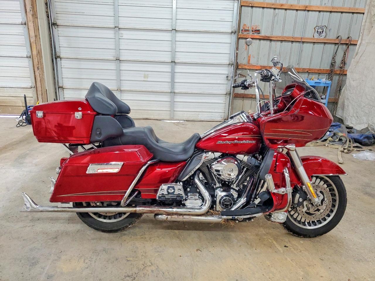 2013 HARLEY-DAVIDSON FLTRU 1HD1KGM13DB646068