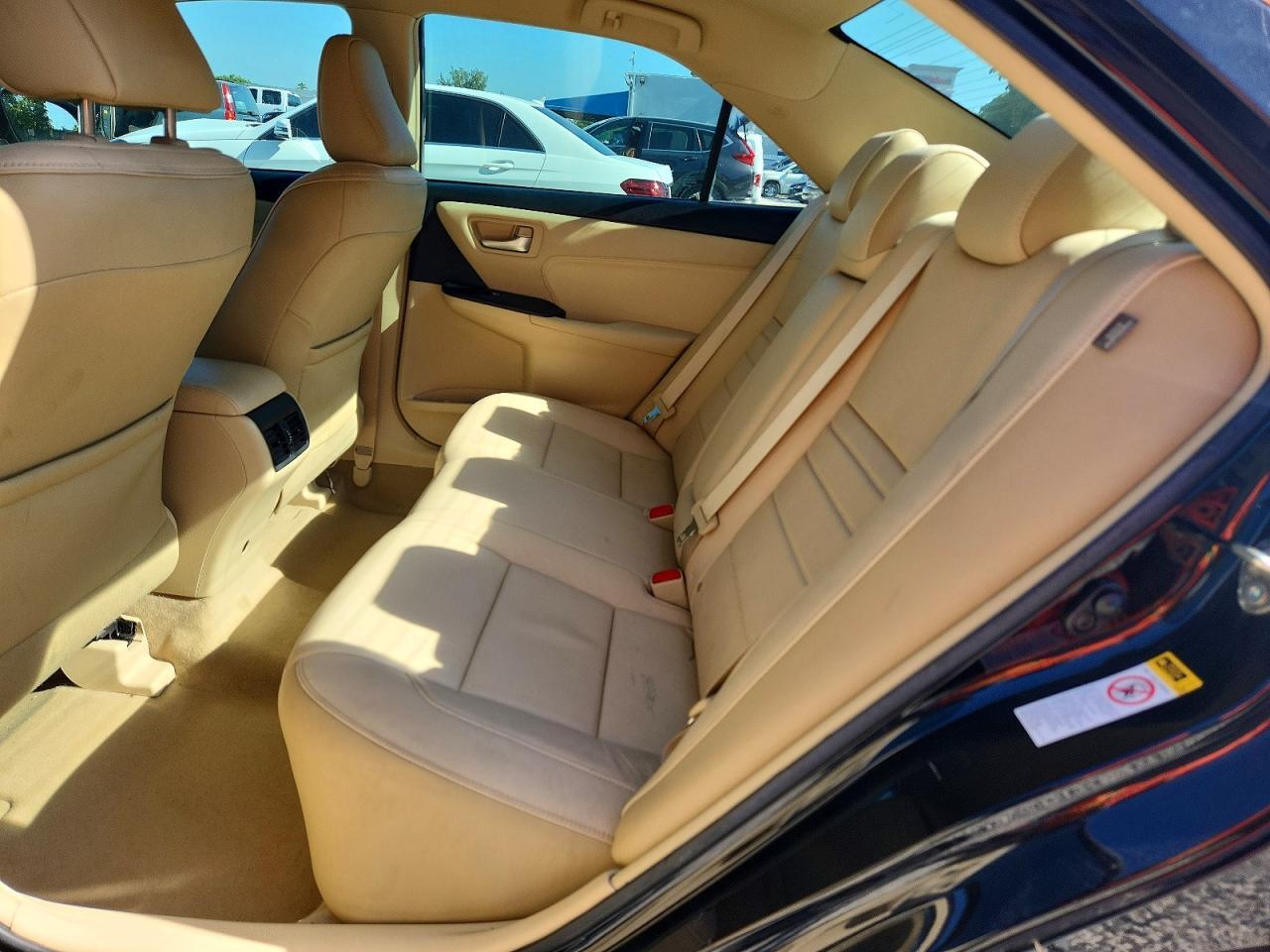 2016 TOYOTA CAMRY XLE — Фото 10 из 12