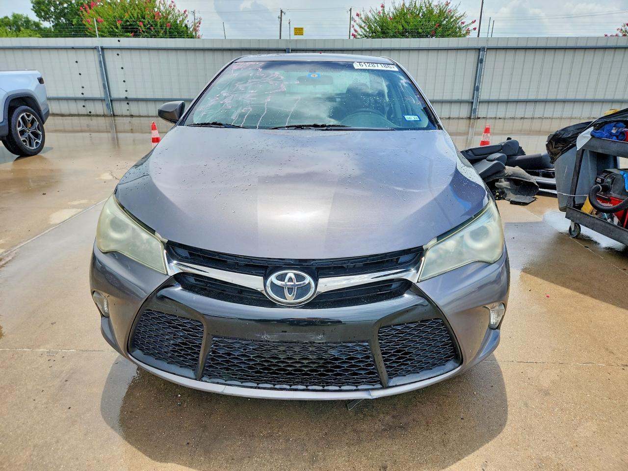 2016 TOYOTA CAMRY SE — Фото 5 из 13