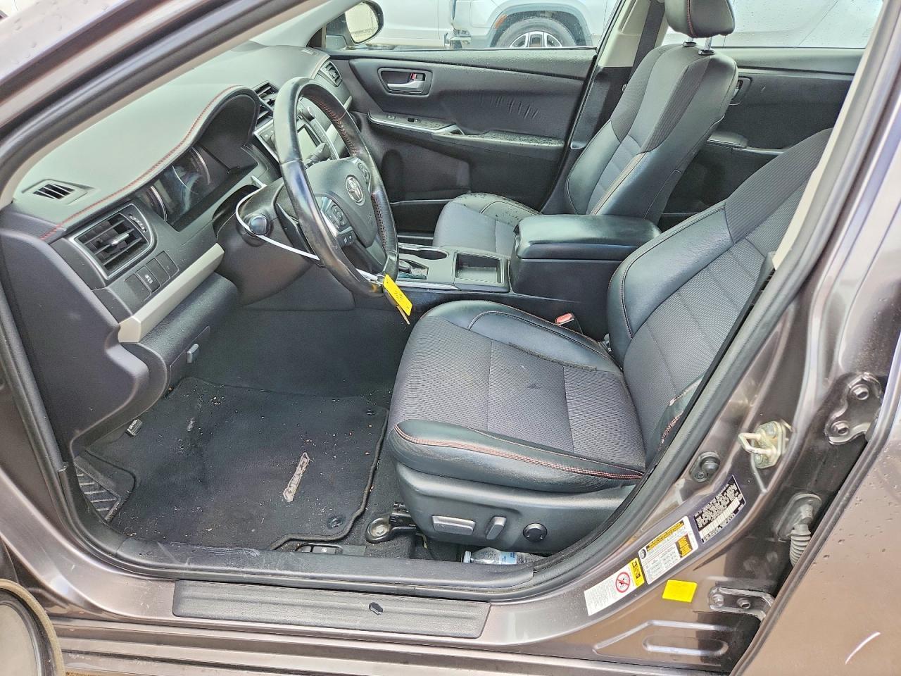2016 TOYOTA CAMRY SE — Фото 7 из 13