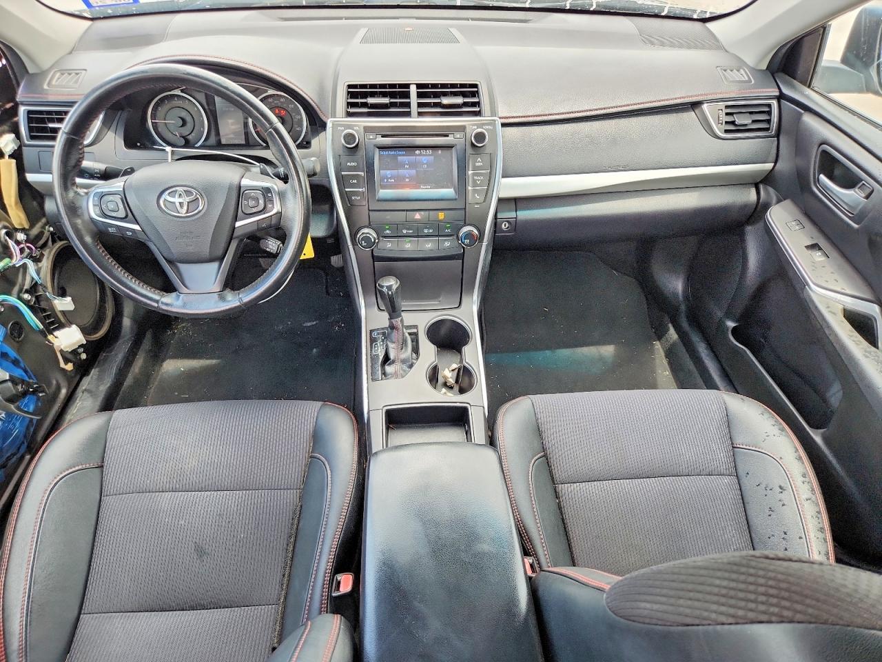 2016 TOYOTA CAMRY SE — Фото 8 из 13