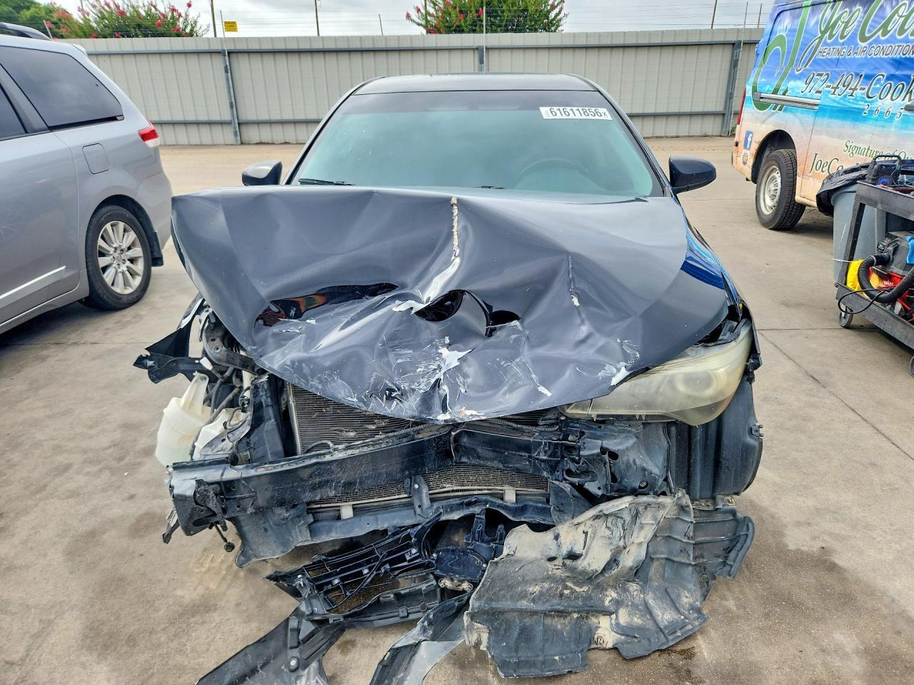 2016 TOYOTA CAMRY SE — Фото 5 из 12