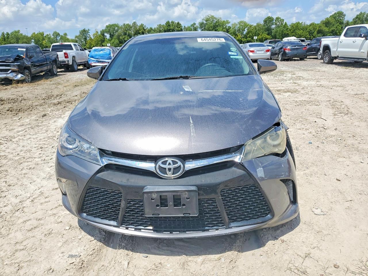 2016 TOYOTA CAMRY SE — Фото 5 из 12