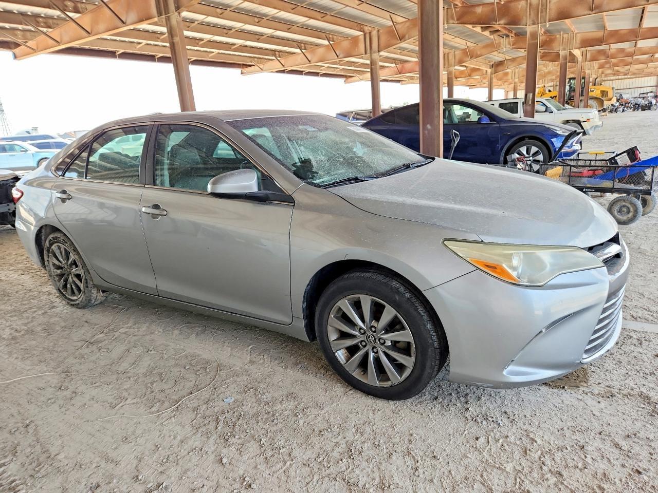 4T1BF1FK4GU558972 2016 TOYOTA CAMRY photo no. 4