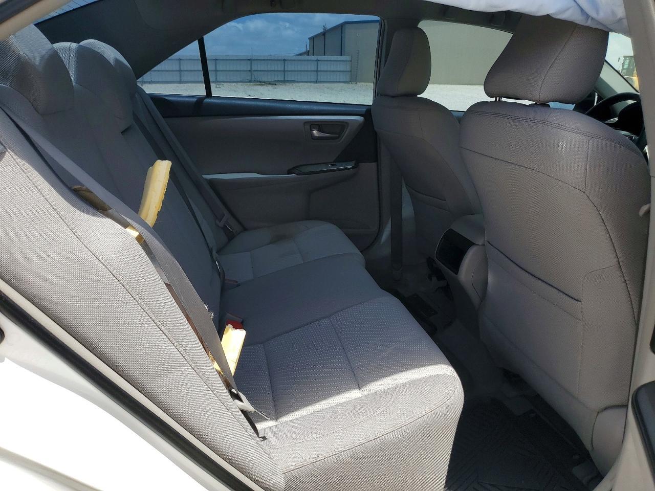 4T4BF1FK5GR564012 2016 TOYOTA CAMRY photo no. 10