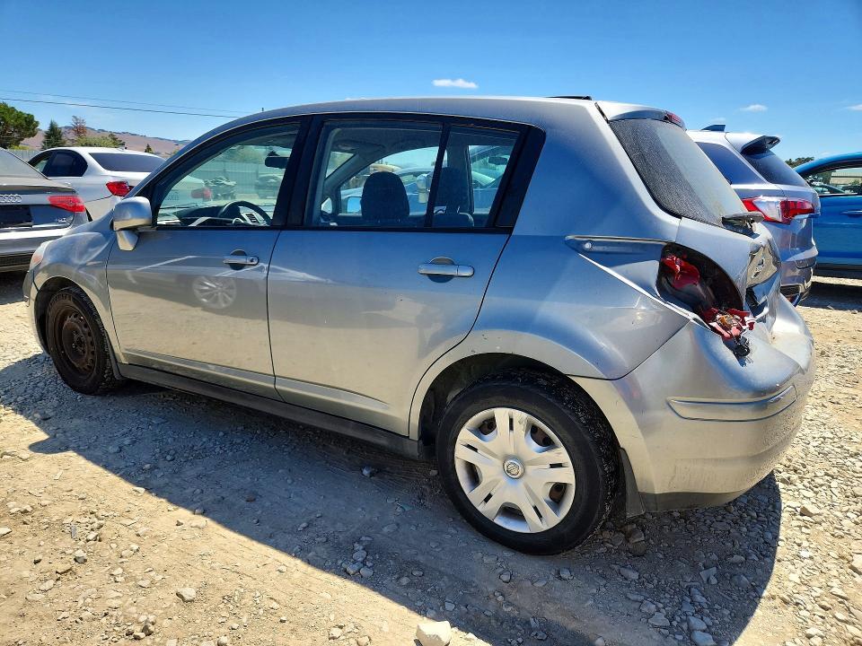 2010 NISSAN VERSA 1.8 S — Фото 2 из 12