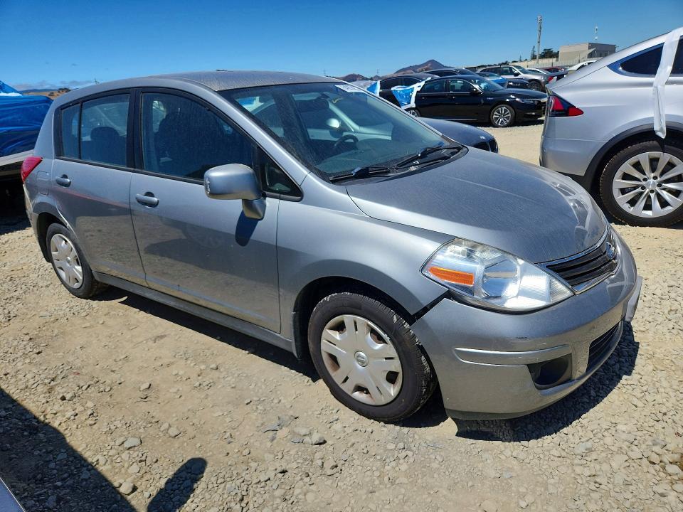 2010 NISSAN VERSA 1.8 S — Фото 4 из 12