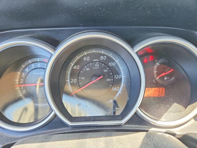 2010 NISSAN VERSA 1.8 S — Фото 9 из 12