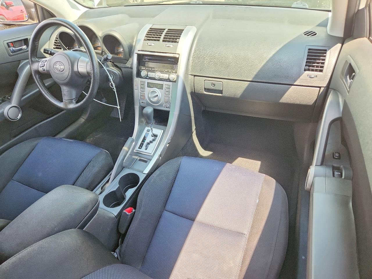 2010 SCION TC BASE — Фото 8 из 12