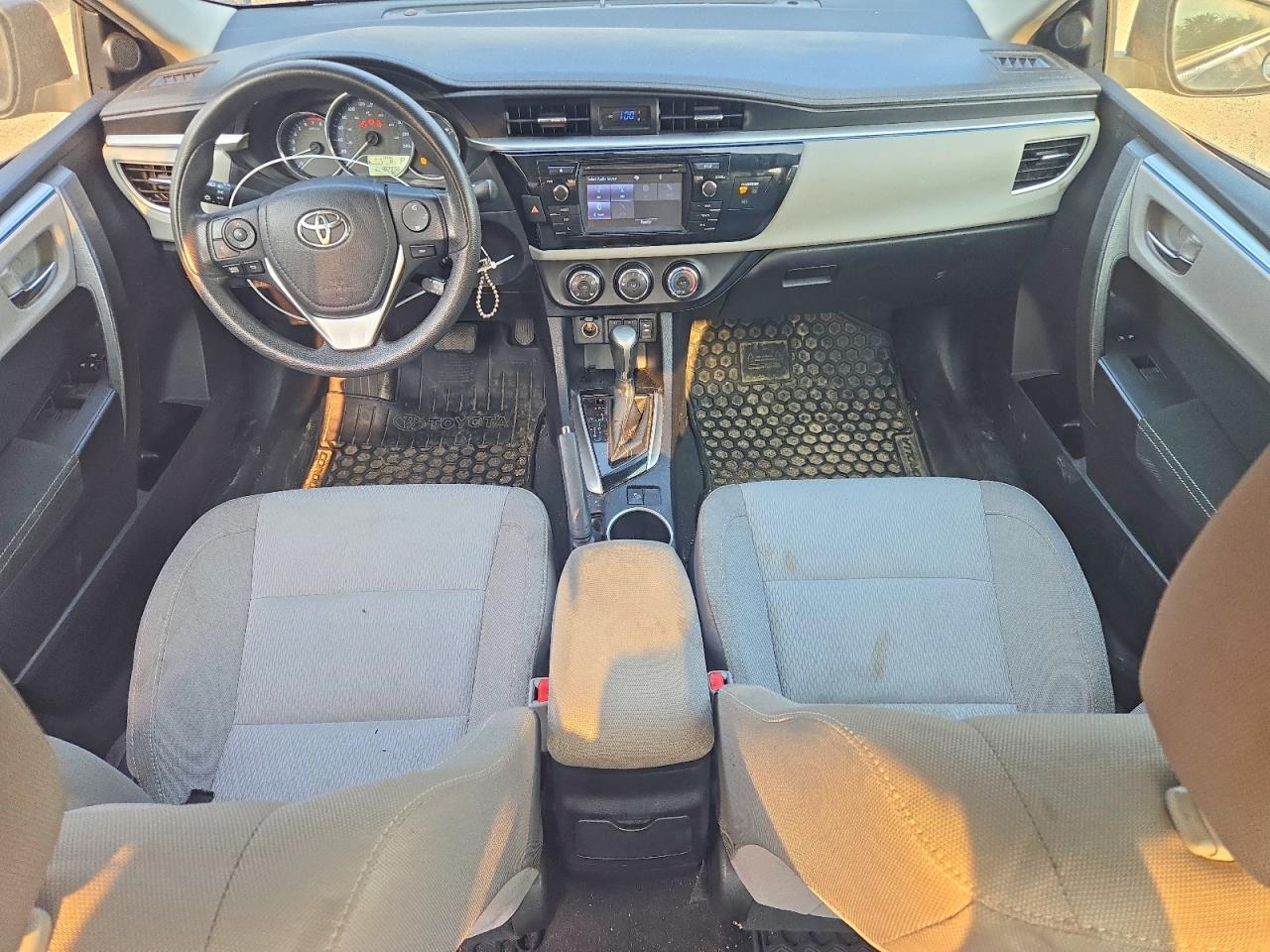 2016 TOYOTA COROLLA L — Фото 8 из 13