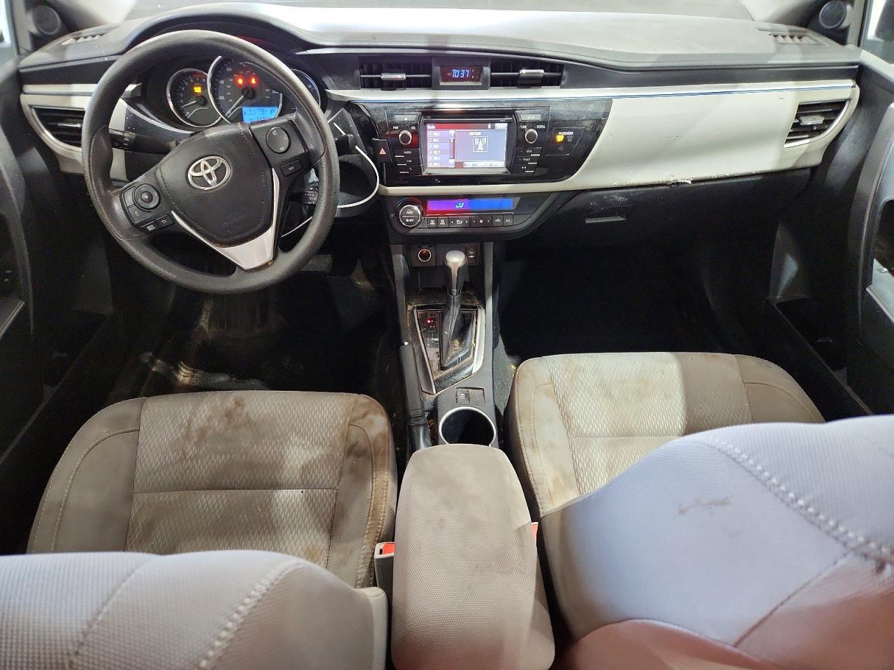 2016 TOYOTA COROLLA LE — Фото 8 из 12