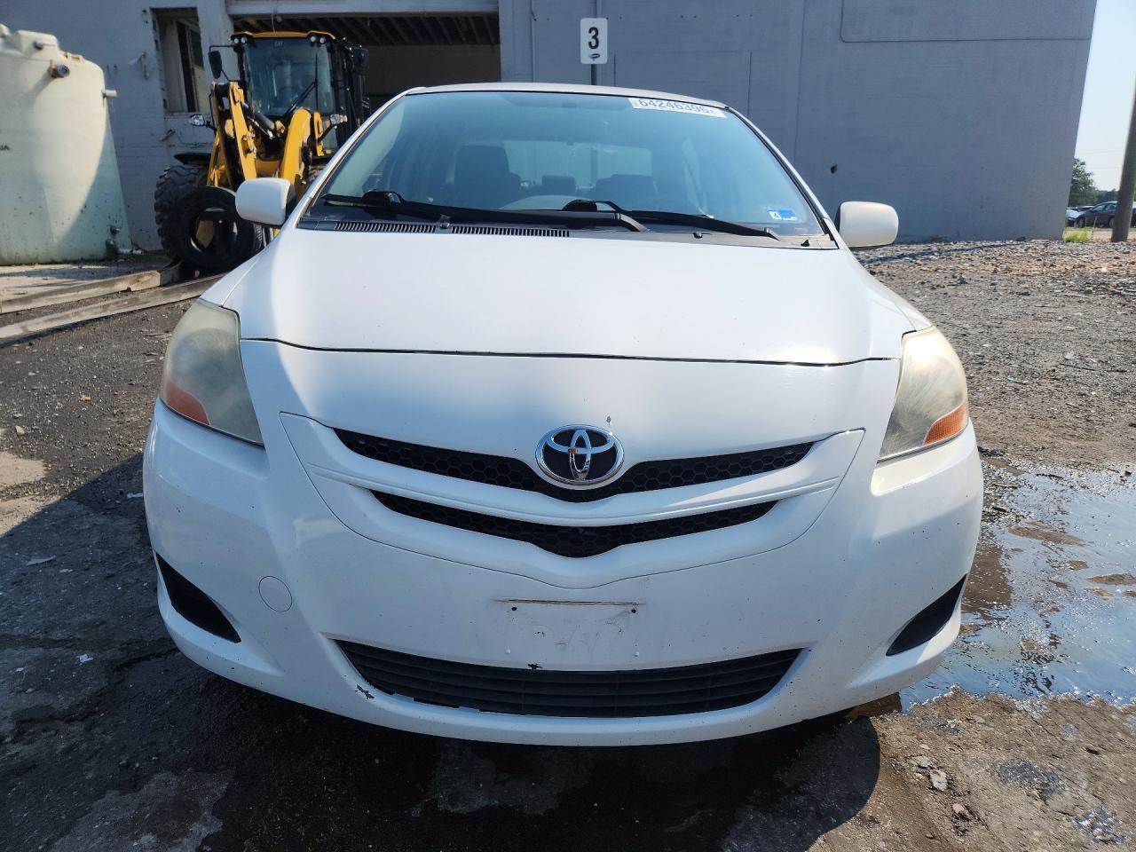 JTDBT923371142665 2007 TOYOTA YARIS photo no. 5
