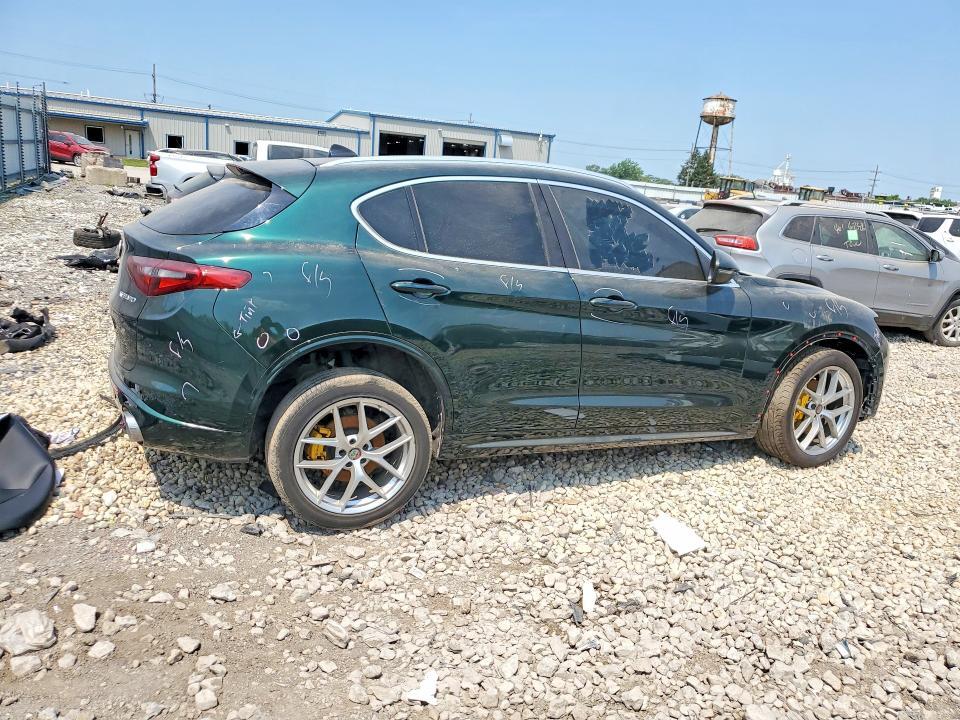 ZASPAKBN5M7D19771 2021 ALFA ROMEO STELVIO photo no. 3