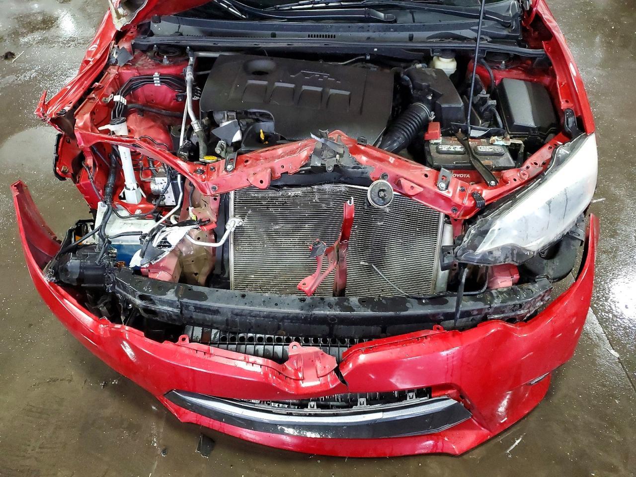 2016 TOYOTA COROLLA LE — Фото 11 из 12