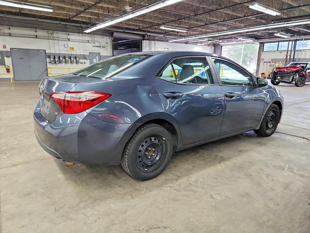 2016 TOYOTA COROLLA LE — Фото 3 из 12