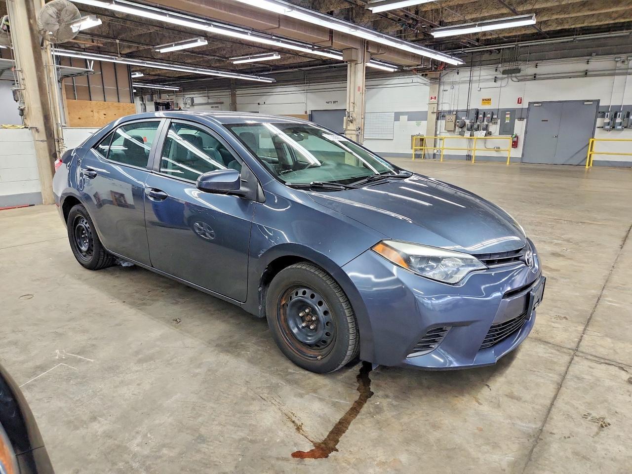 2016 TOYOTA COROLLA LE — Фото 4 из 12