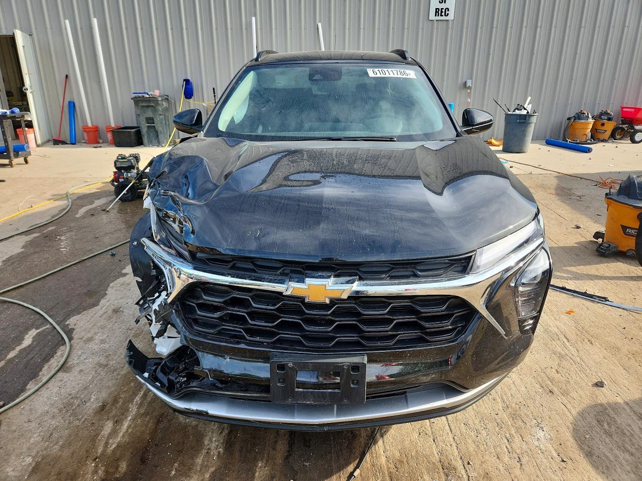 2025 CHEVROLET TRAX 1LT — Фото 5 из 12