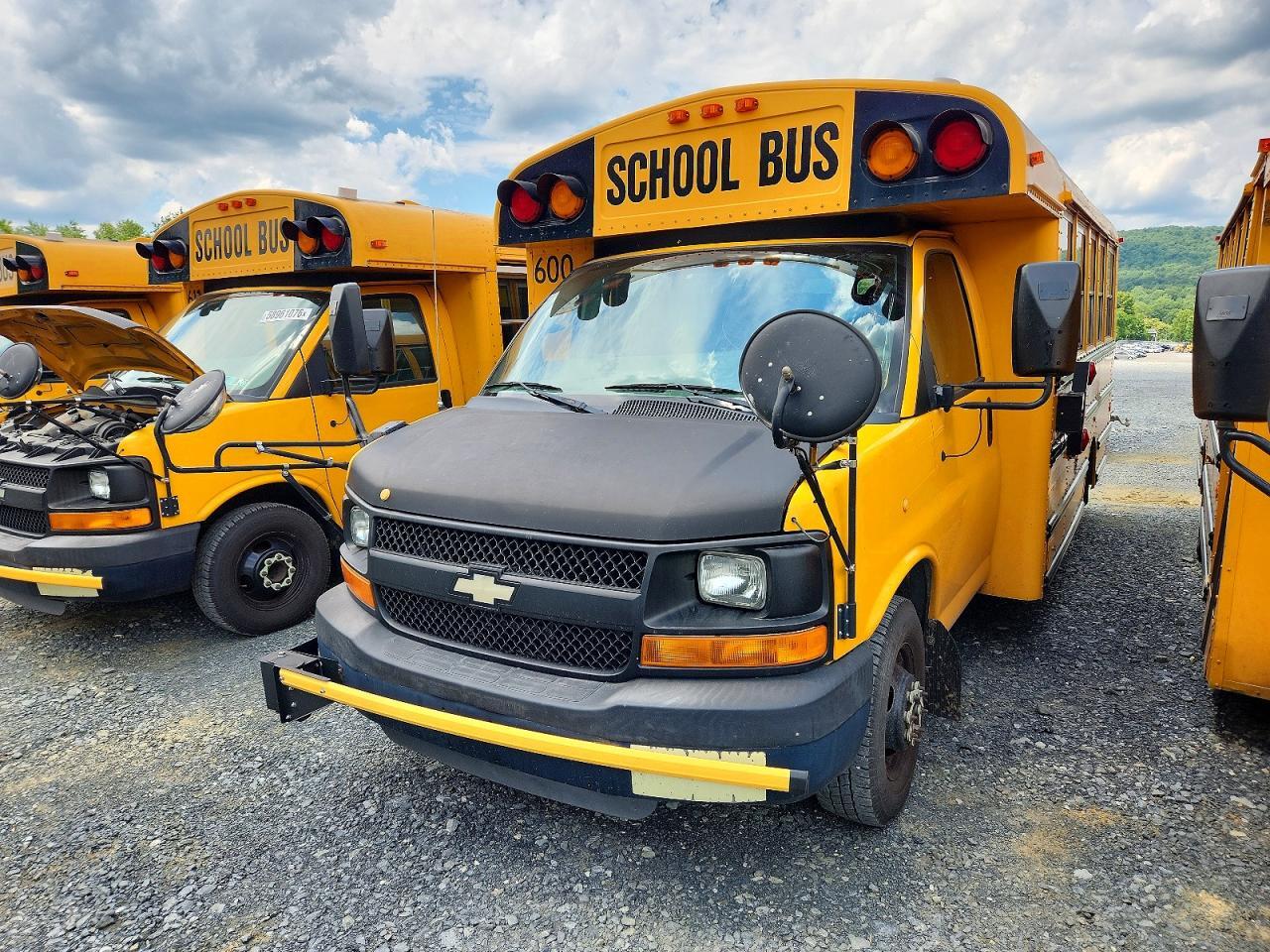 2010 THOMAS MINOTOUR G3500 - SCHOOL BUS — Фото 2 из 10