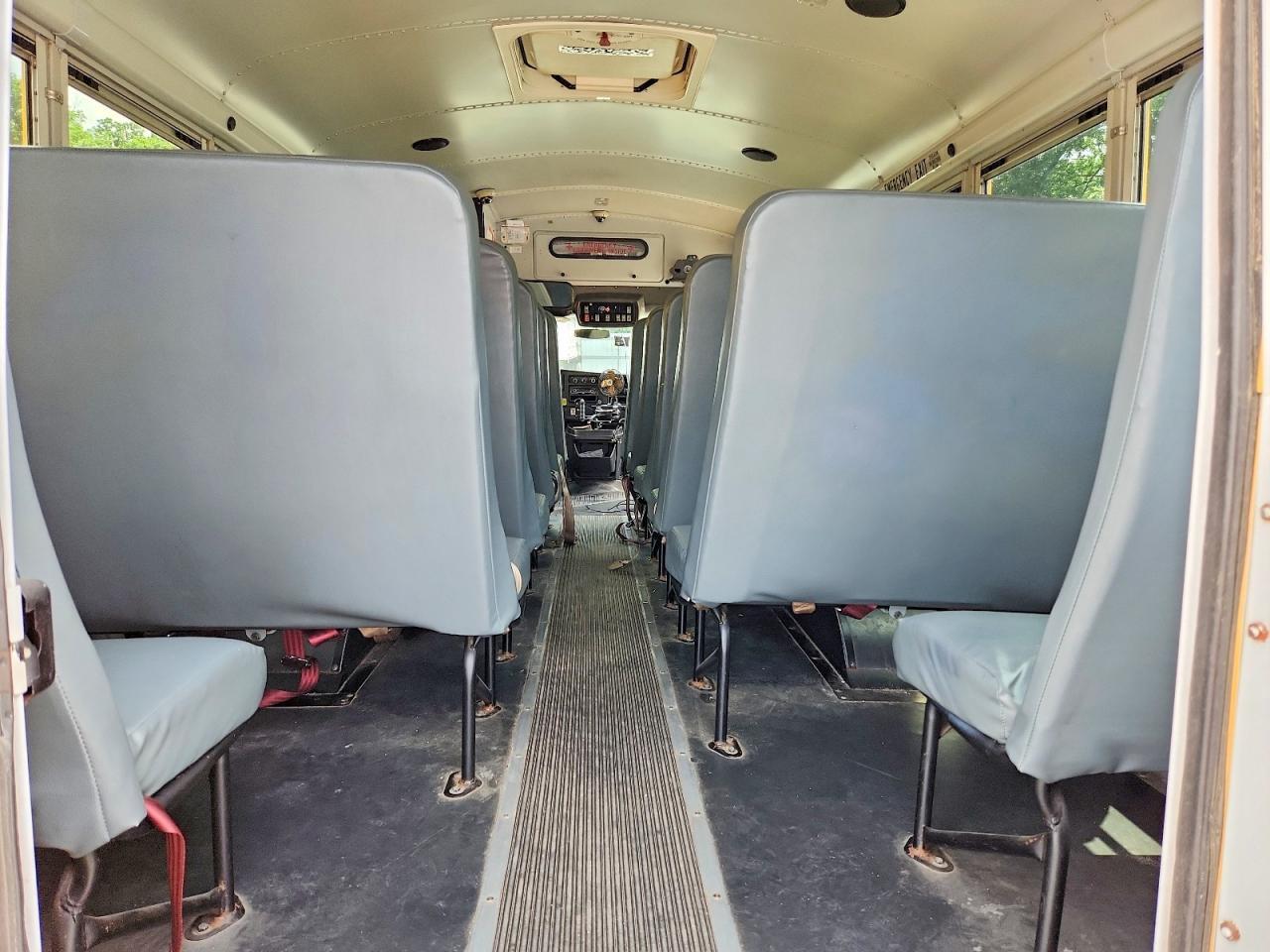 2010 THOMAS MINOTOUR G3500 - SCHOOL BUS — Фото 6 из 10