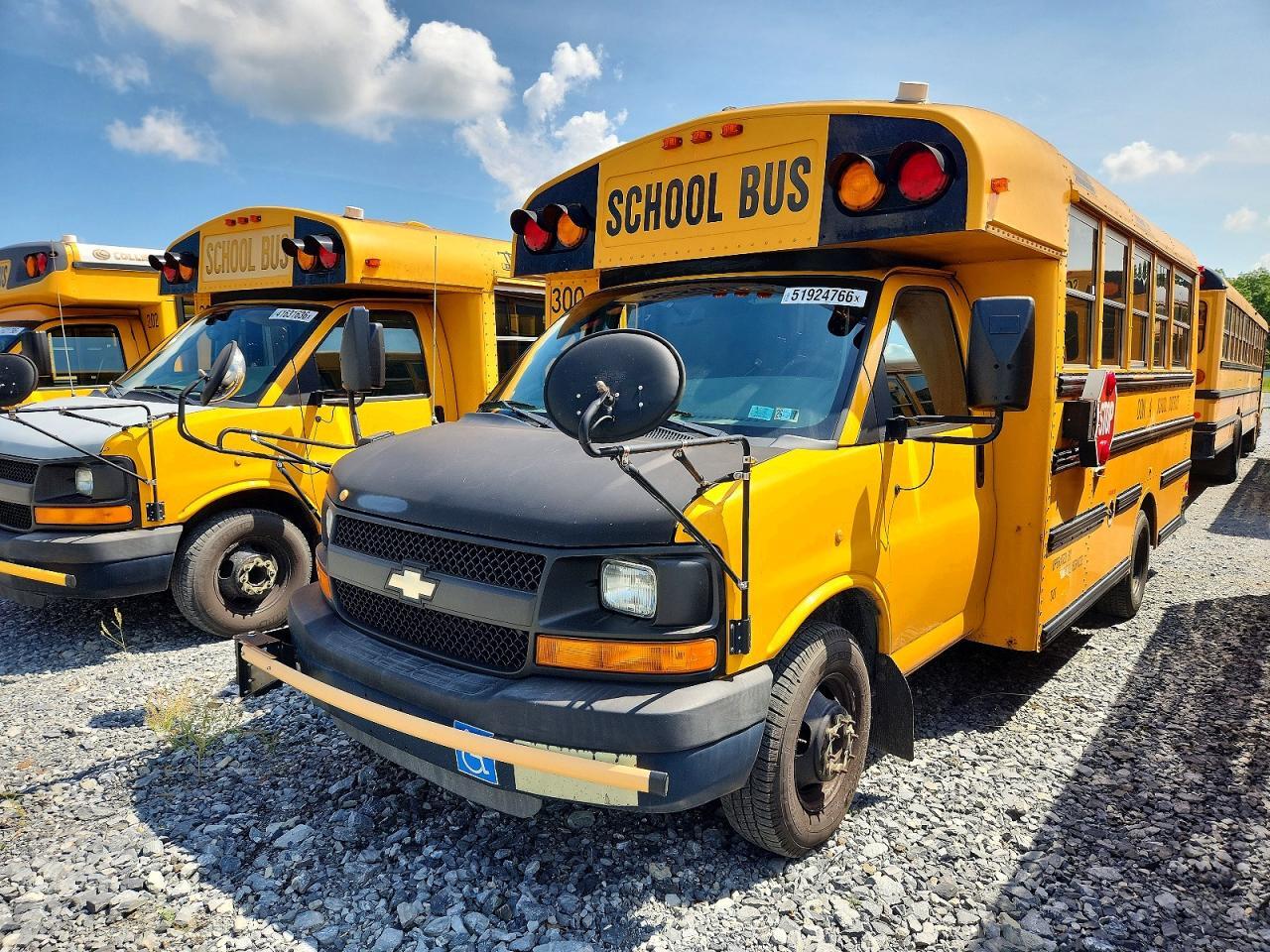 2010 THOMAS MINOTOUR G3500 - SCHOOL BUS — Фото 2 из 10