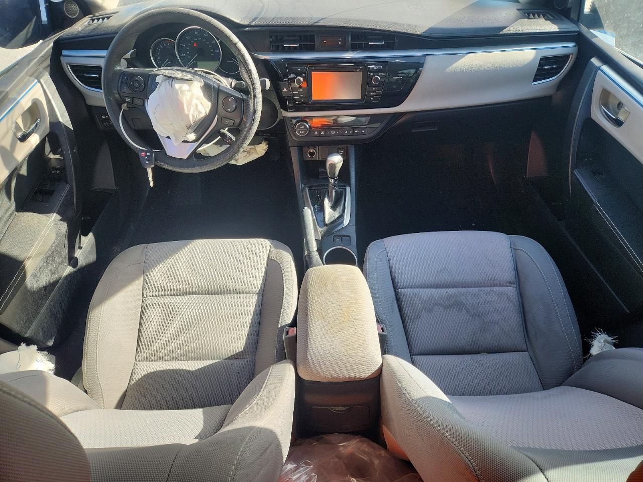 2016 TOYOTA COROLLA LE — Фото 8 из 13