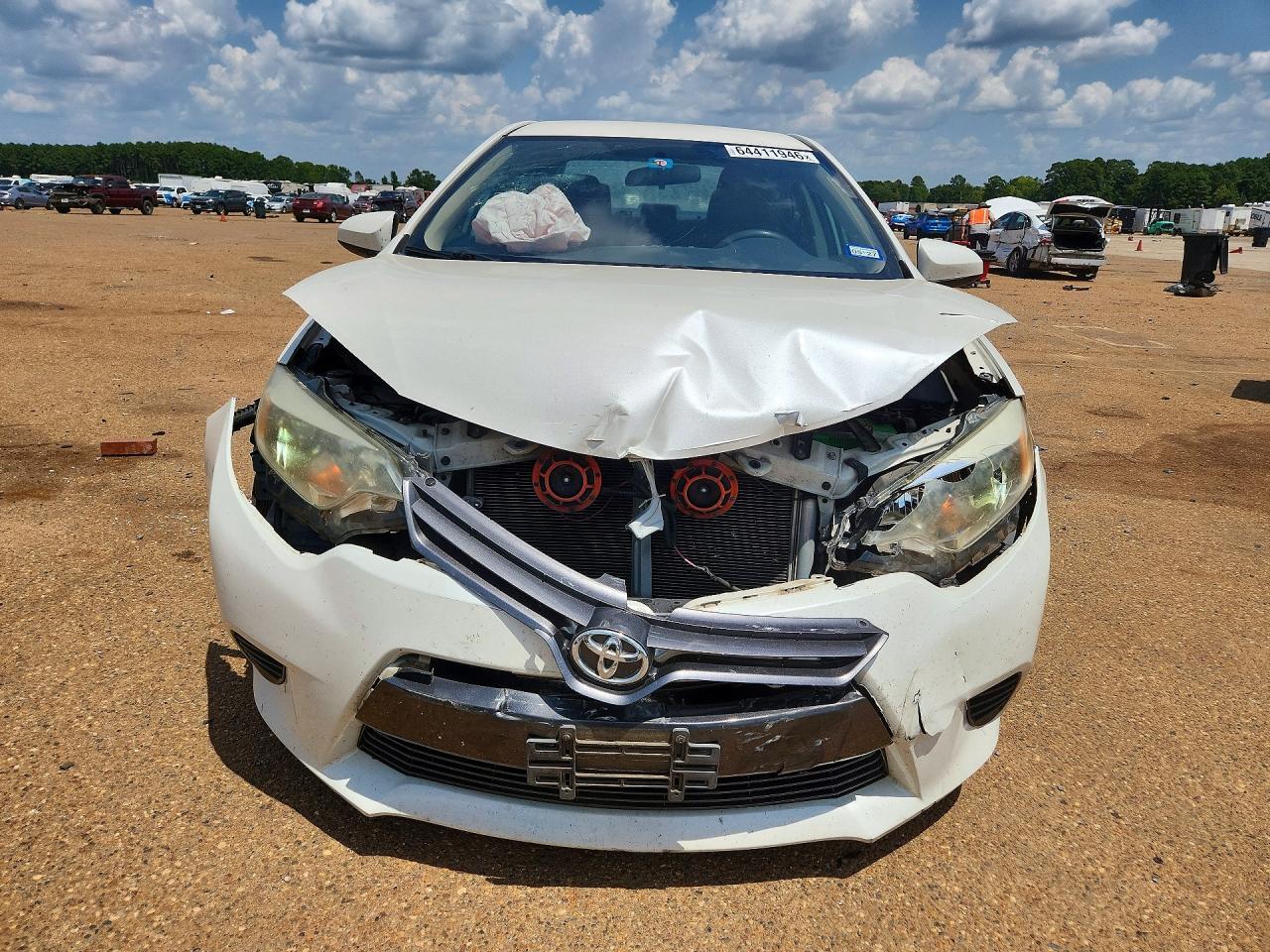 2016 TOYOTA COROLLA LE ECO — Фото 5 из 12