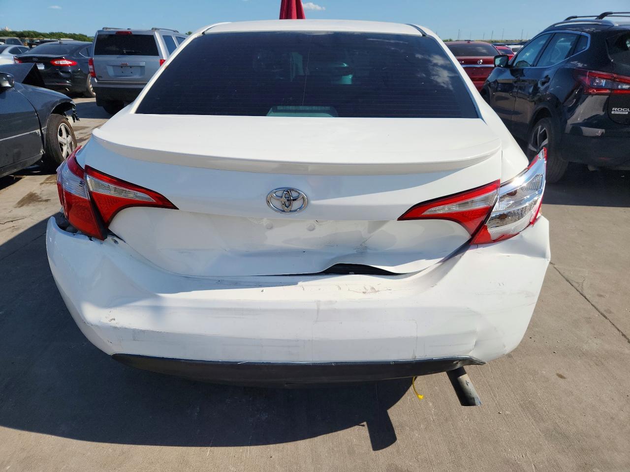 2016 TOYOTA COROLLA — Фото 6 из 12