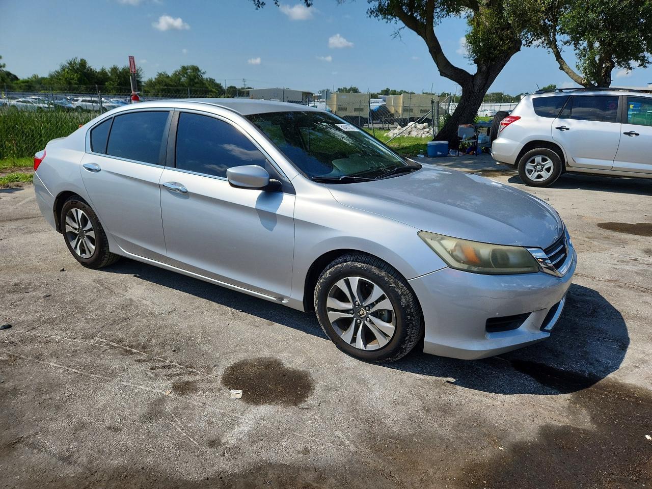 2013 HONDA ACCORD LX — Фото 4 из 12